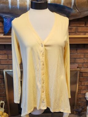 Chico's Soft Yellow Knit Top Supima Micromodal Cotton Blend Size M Travel Comfy